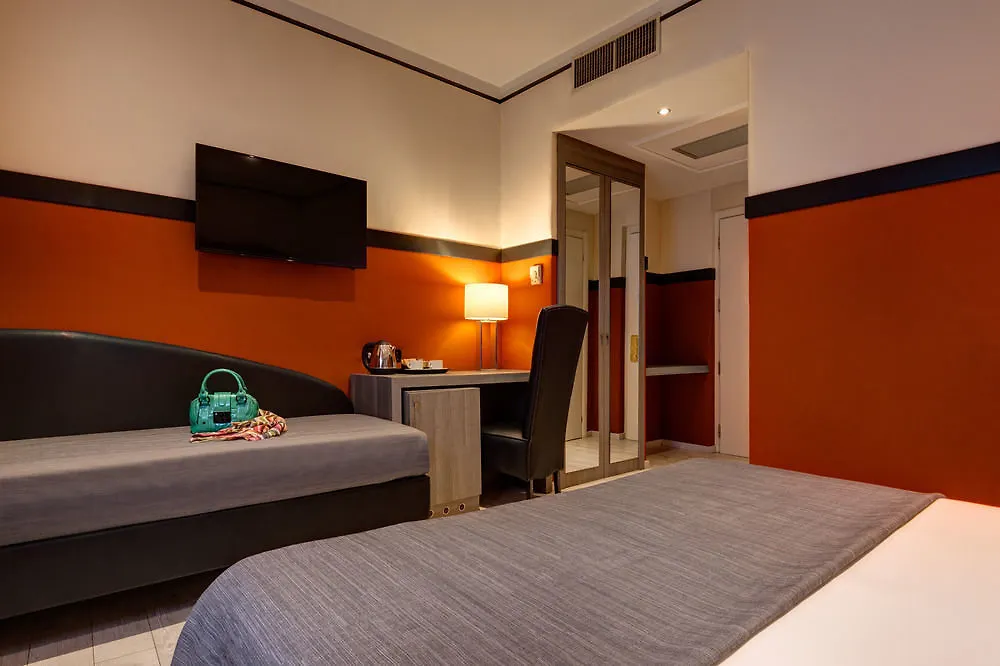 Dharma Style Hotel & Spa Roma 4*,